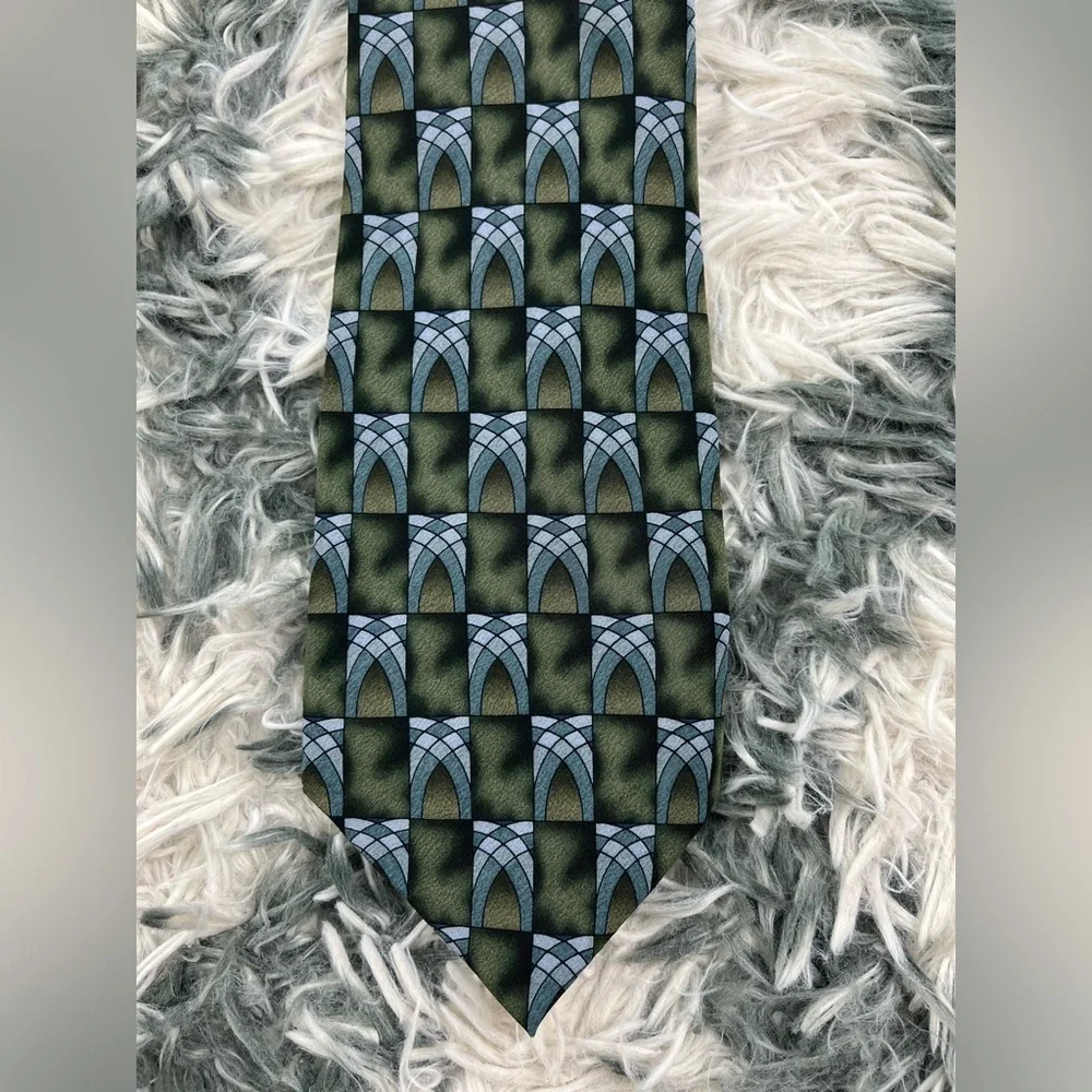 Grateful Dead Men's Neck Tie Hundred Year Hall II Tenth Set Abstract Multi-Color
